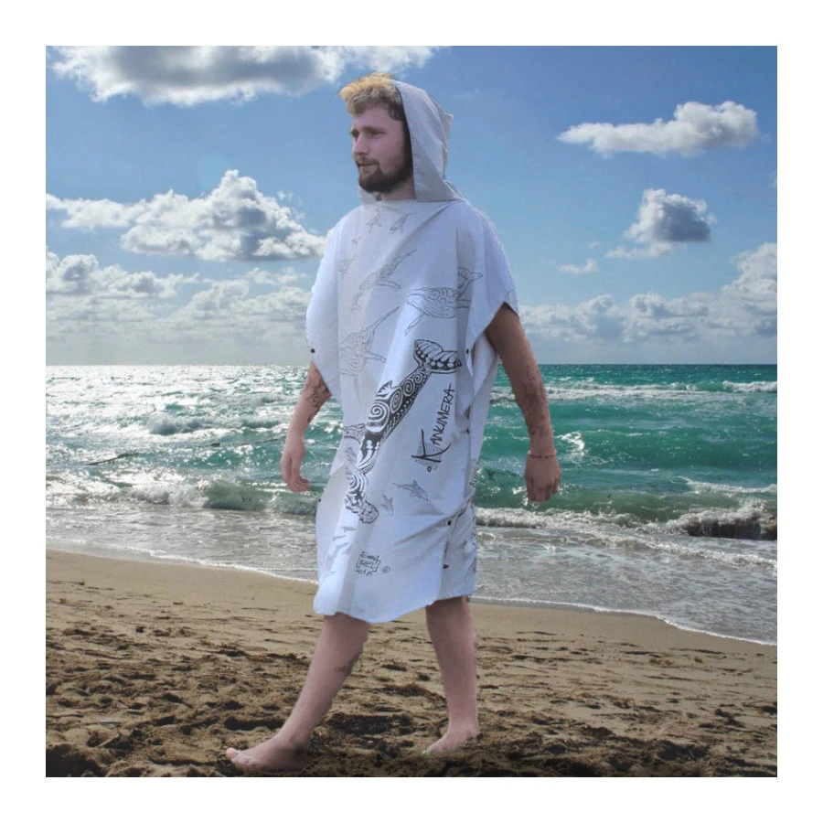 Poncho KANUMERA 2 Poncho KANUMERA – Image 2